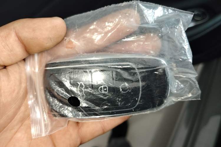 Used Chery Fengyun A8 2025 Model 70km Standard Version Interior 1
