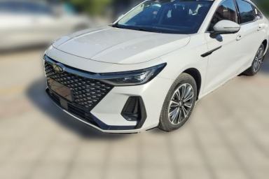 Used Chery Fengyun A8 2025 Model 70km Standard Version