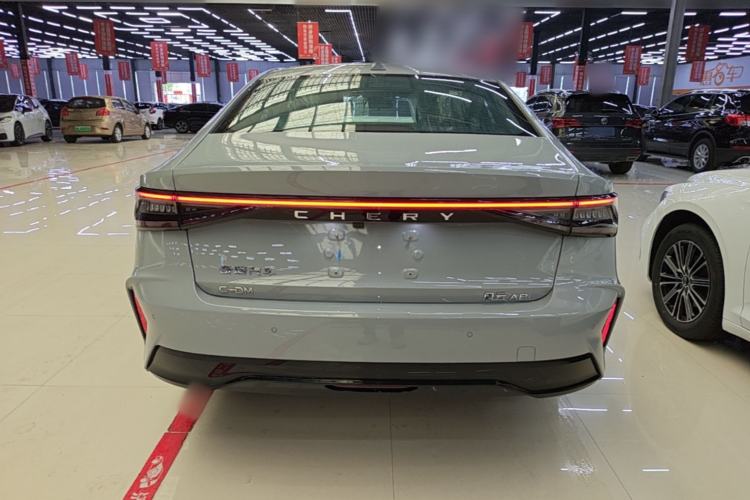 Used Chery Fengyun A8 2025 Model 70km Standard Version Rear
