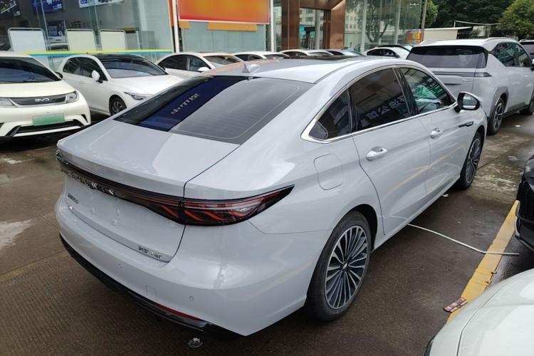 Used Chery Fengyun A8 2025 145 Luxury Edition Rear Right 45 Deg