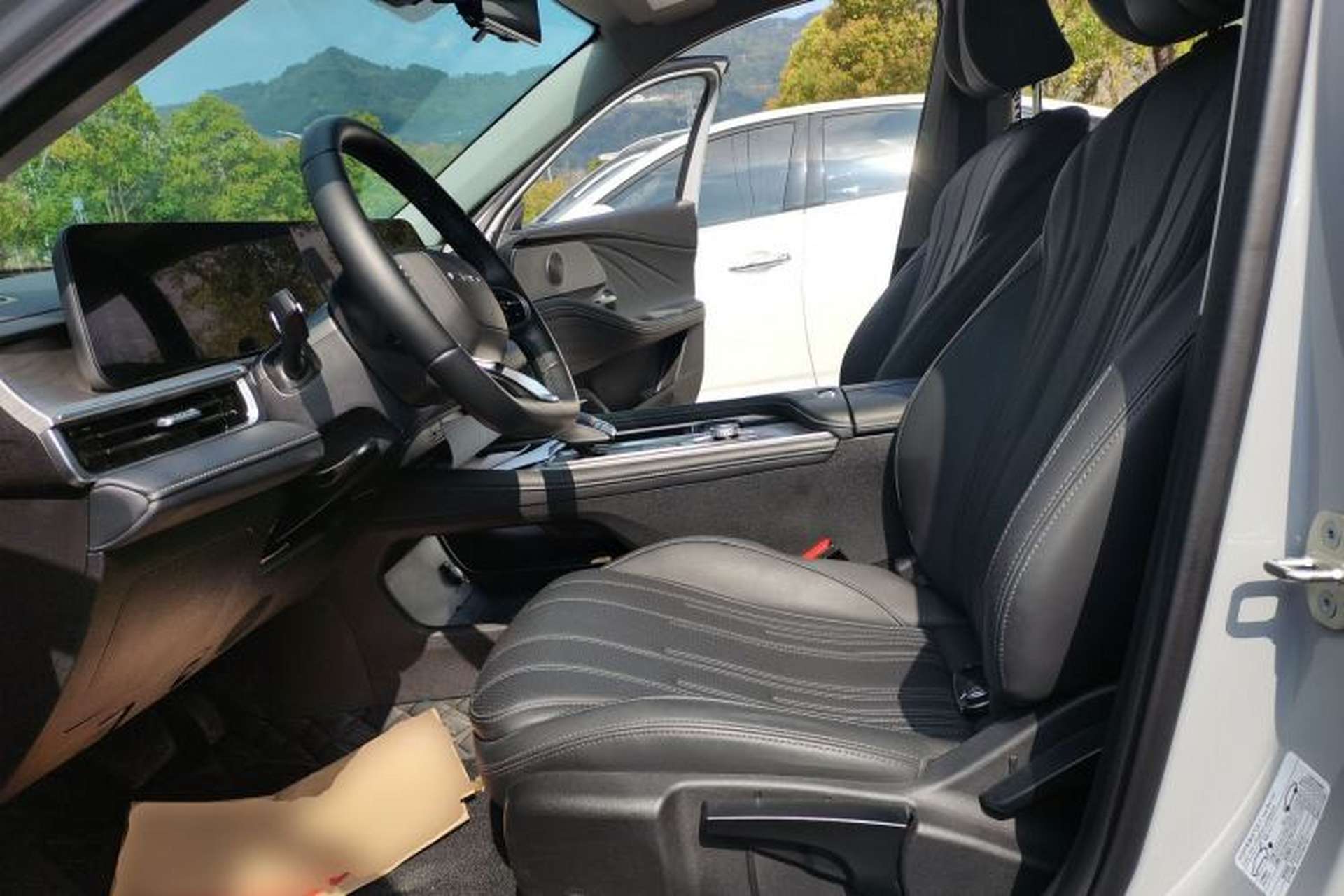Used Chery Fengyun A8 2025 Model 70km Basic Version Left Front Seat