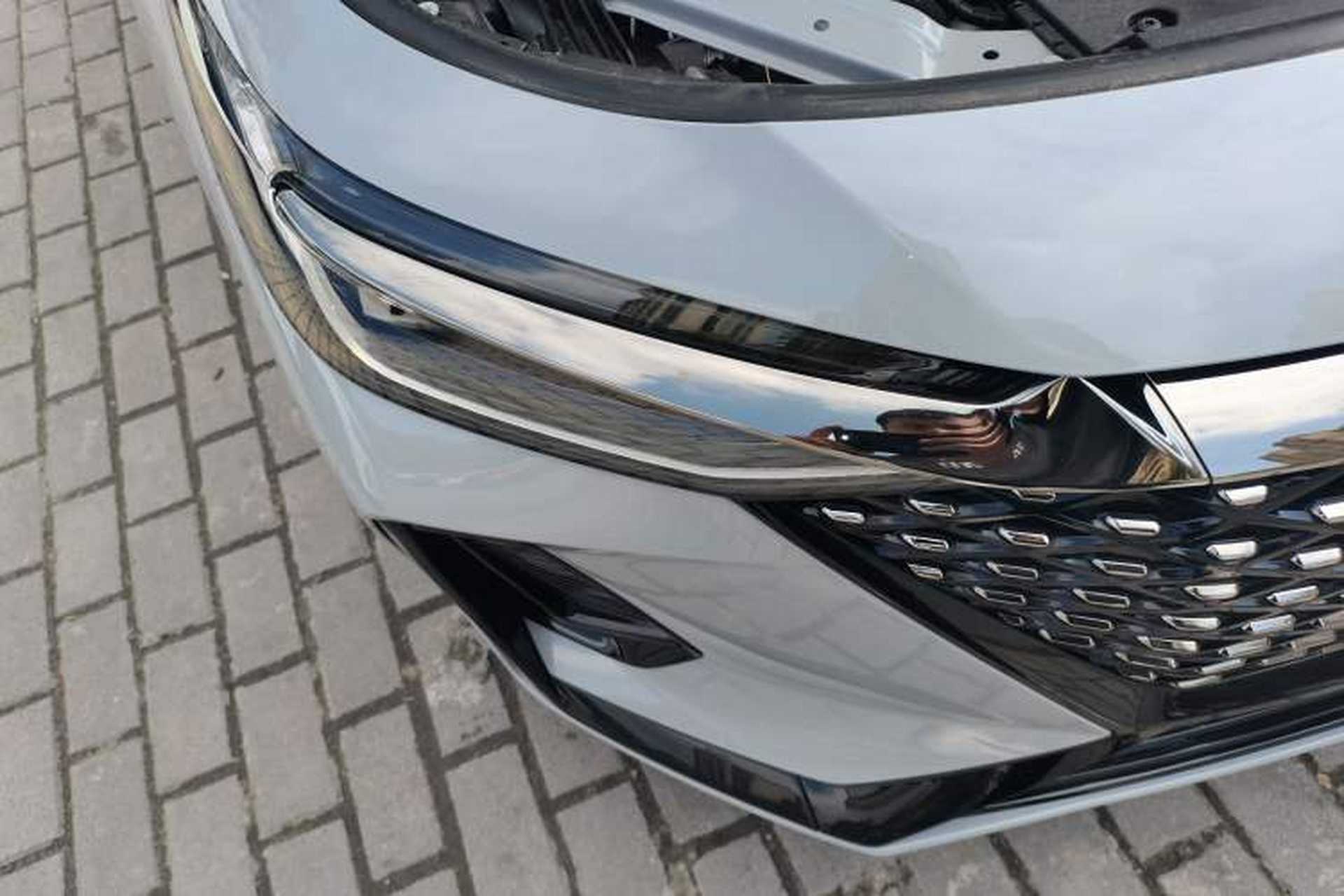 Used Chery Fengyun A8 2025 Model 70km Basic Version Right Front Headlight