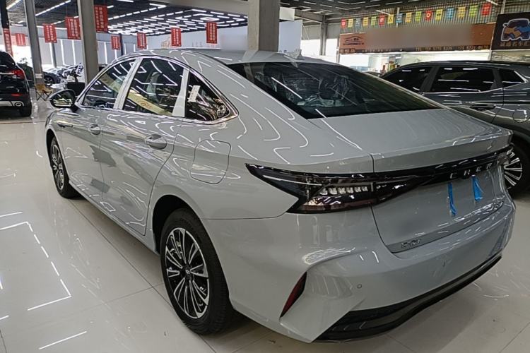 Used Chery Fengyun A8 2025 Model 70km Standard Version Rear Left 45 Deg