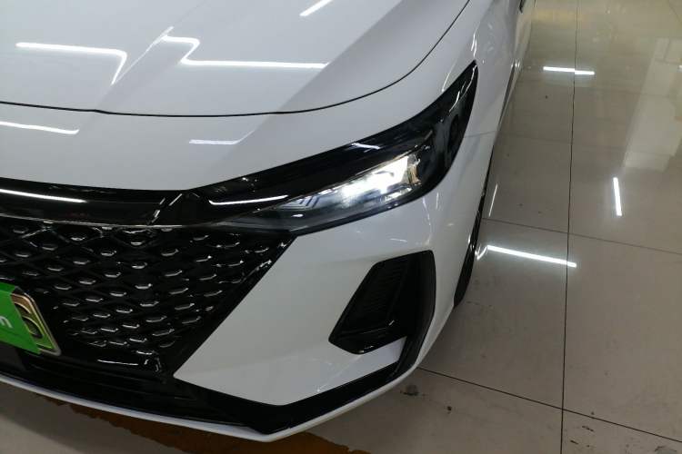 Used Chery Fengyun A8 2025 Model 70km Basic Version Left Front Headlight