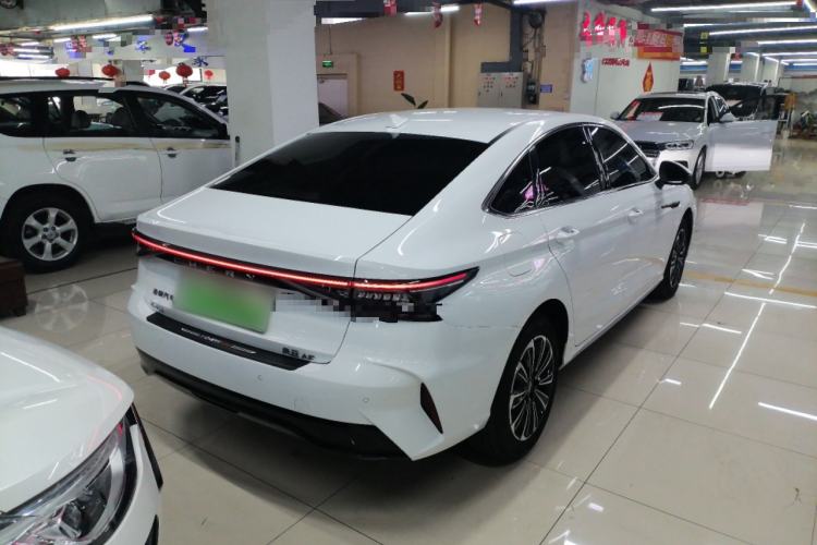 Used Chery Fengyun A8 2025 Model 70km Basic Version Rear Right 45 Deg