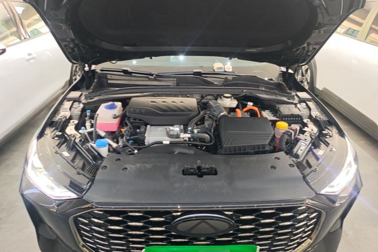 Used Chery Fengyun A8L 2025 1.5 TGDI 145 km Standard Version Engine Bay
