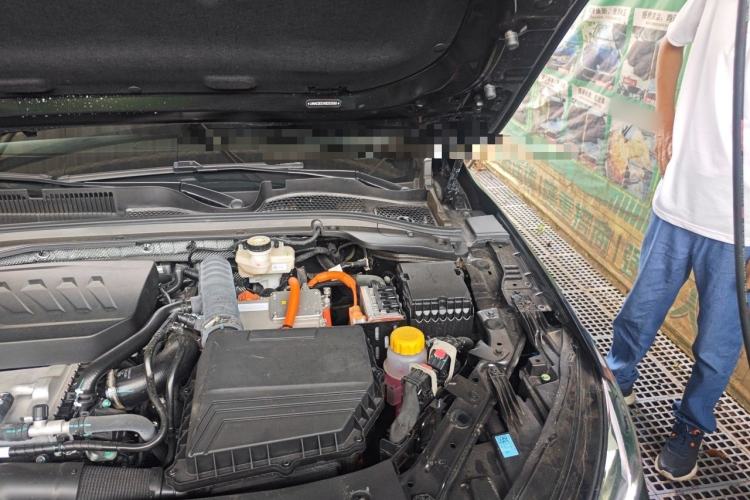 Used Chery Fengyun A8L 2025 1.5 TGDI 145 km Standard Version Engine Bay Left