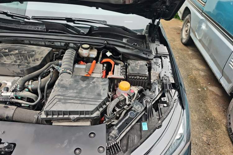 Used Chery Fengyun A8L 2025 1.5 TGDI 145 km Luxury Version Engine Bay Left