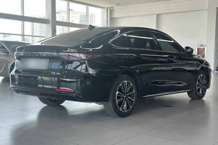 Used Chery Fengyun A8L 2025 1.5 TGDI 145 km Standard Version Exterior 3