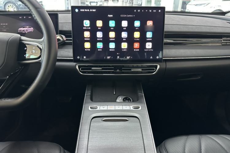 Used Chery Fengyun A8L 2025 1.5 TGDI 145 km Standard Version Interior 8