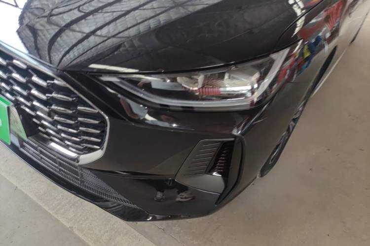 Used Chery Fengyun A8L 2025 1.5 TGDI 145 km Comfort Version Left Front Headlight