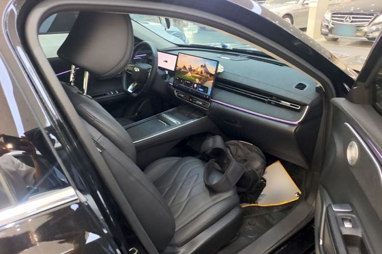 Used Chery Fengyun A8L 2025 1.5 TGDI 145 km Standard Version Right Front Seat