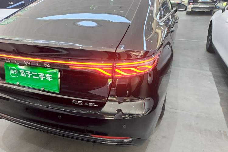 Used Chery Fengyun A8L 2025 1.5 TGDI 145 km Standard Version Right Rear Taillight