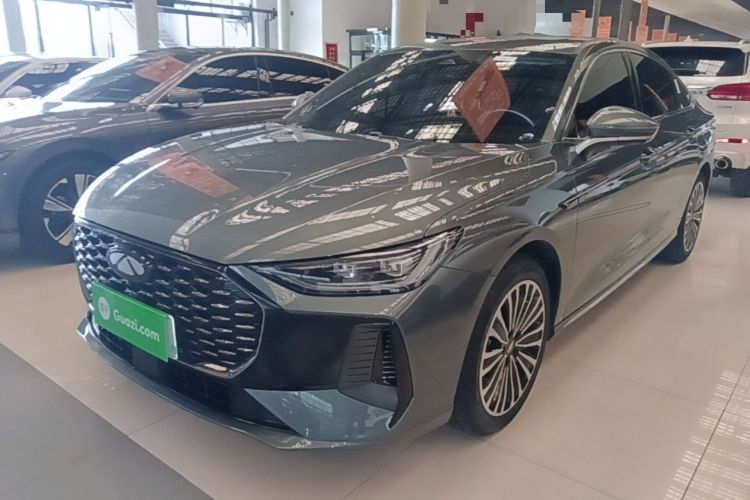 Chery Fengyun A8L 2025 1.5 TGDI 145 km Luxury Version