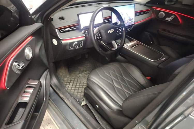 Used Chery Fengyun A8L 2025 1.5 TGDI 145 km Luxury Version Driver Seat
