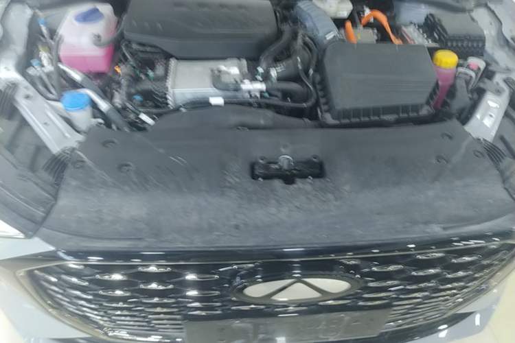 Used Chery Fengyun A8L 2025 1.5 TGDI 145 km Luxury Version Engine Bay