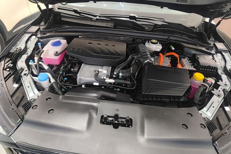 Used Chery Fengyun A8L 2025 1.5 TGDI 145 km Luxury Version Engine Bay