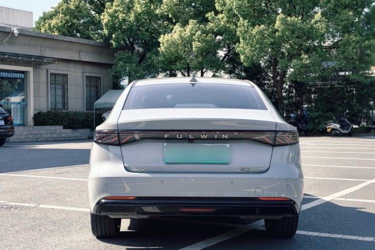 Used Chery Fengyun A8L 2025 1.5 TGDI 145 km Luxury Version Exterior 5