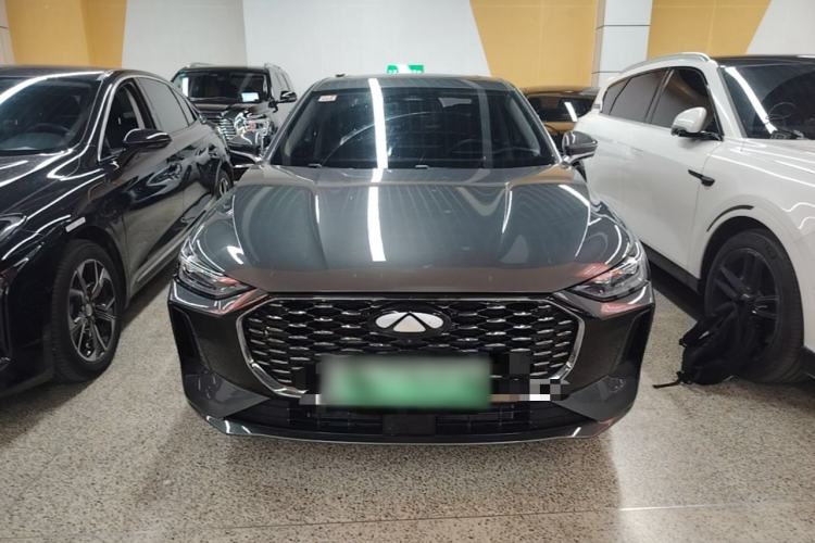 Used Chery Fengyun A8L 2025 1.5 TGDI 145 km Luxury Version Front