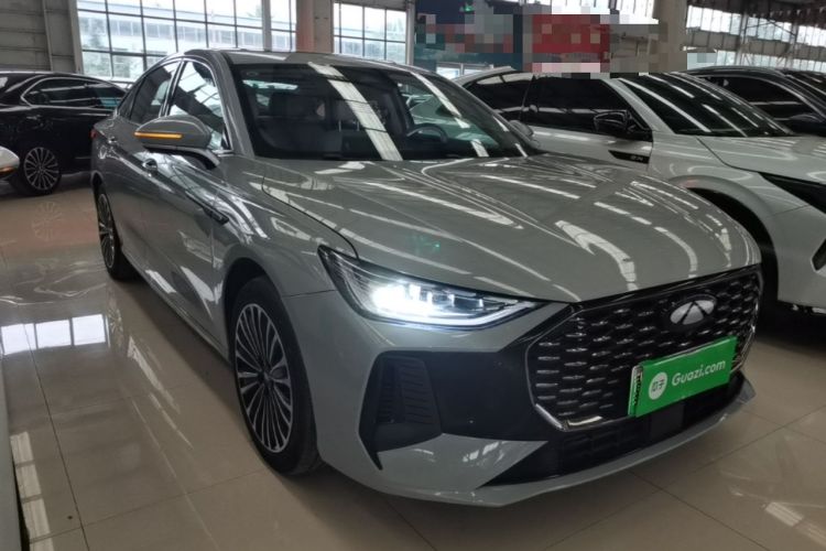 Used Chery Fengyun A8L 2025 1.5 TGDI 145 km Luxury Version Front Right 45 Deg
