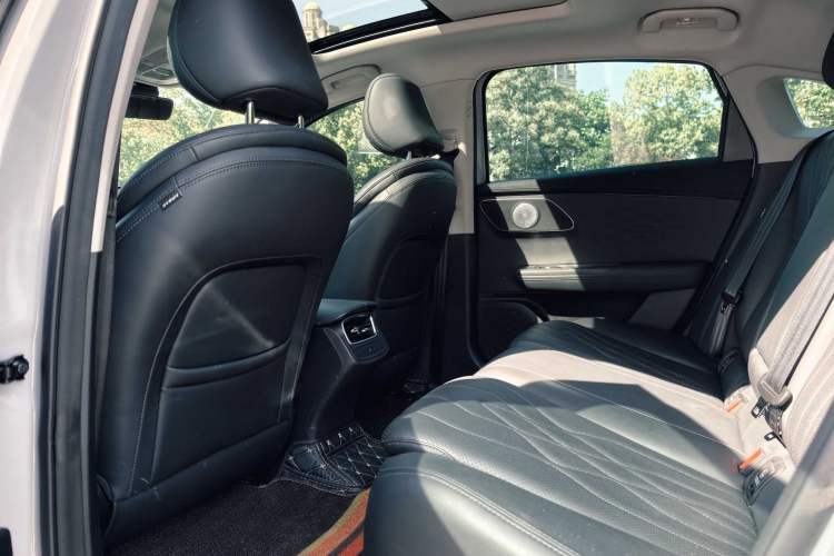 Used Chery Fengyun A8L 2025 1.5 TGDI 145 km Luxury Version Interior 1