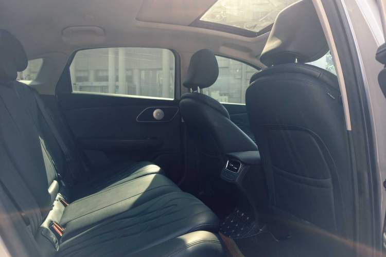 Used Chery Fengyun A8L 2025 1.5 TGDI 145 km Luxury Version Interior 2