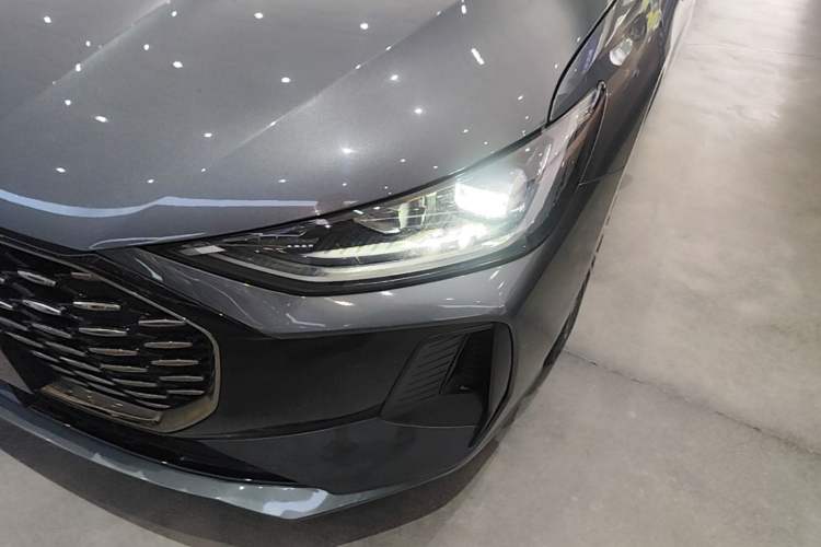 Used Chery Fengyun A8L 2025 1.5 TGDI 145 km Luxury Version Left Front Headlight