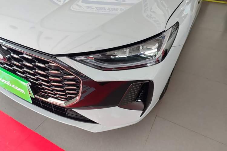 Used Chery Fengyun A8L 2025 1.5 TGDI 145 km Luxury Version Left Front Headlight