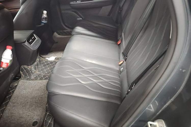 Used Chery Fengyun A8L 2025 1.5 TGDI 145 km Luxury Version Left Rear Seat