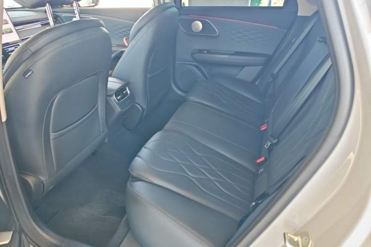 Used Chery Fengyun A8L 2025 1.5 TGDI 145 km Luxury Version Left Rear Seat