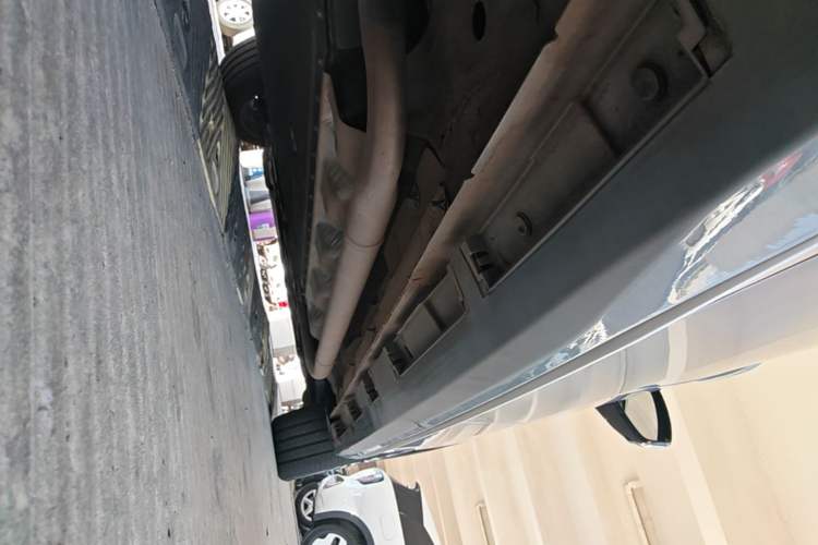 Used Chery Fengyun A8L 2025 1.5 TGDI 145 km Luxury Version Left Side Sill