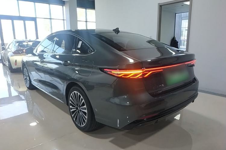 Used Chery Fengyun A8L 2025 1.5 TGDI 145 km Luxury Version Rear Left 45 Deg