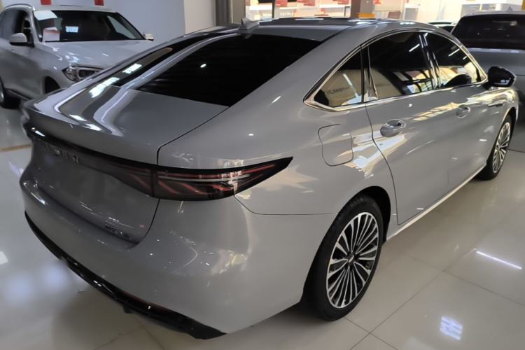 Used Chery Fengyun A8L 2025 1.5 TGDI 145 km Luxury Version Rear Right 45 Deg