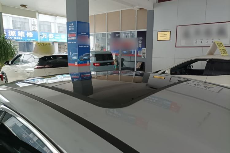Used Chery Fengyun A8L 2025 1.5 TGDI 145 km Luxury Version Roof