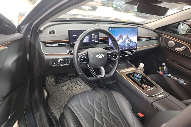 Used Chery Fengyun A8L 2025 1.5 TGDI 145 km Luxury Version Steering Wheel