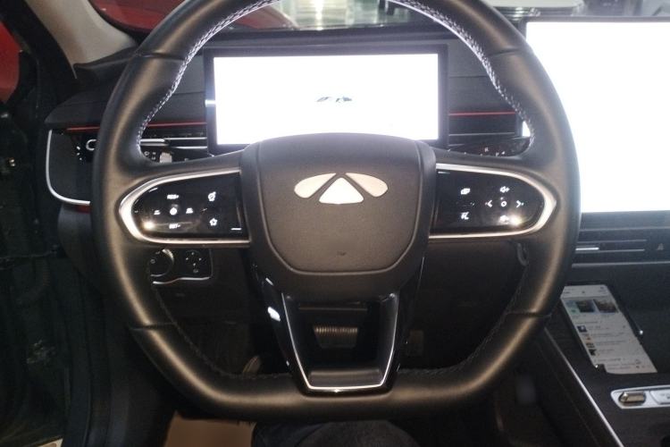 Used Chery Fengyun A8L 2025 1.5 TGDI 145 km Luxury Version Steering Wheel