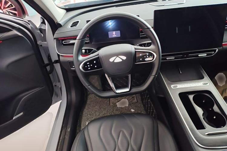 Used Chery Fengyun A8L 2025 1.5 TGDI 145 km Luxury Version Steering Wheel