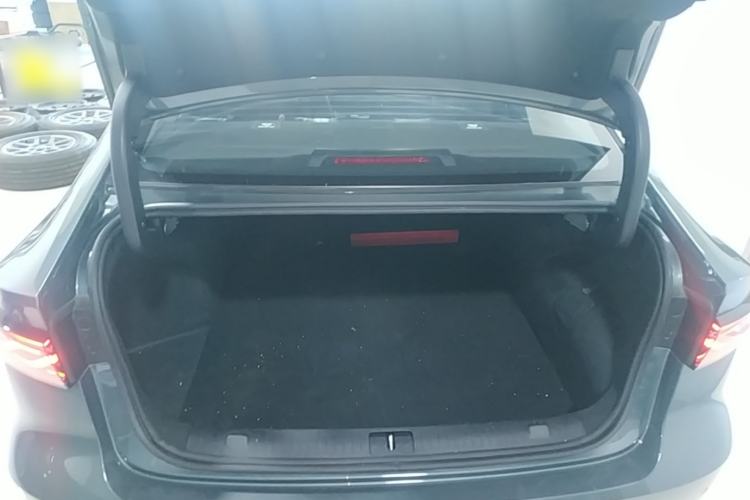 Used Chery Fengyun A8L 2025 1.5 TGDI 145 km Luxury Version Trunk