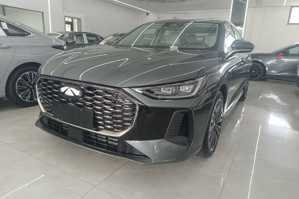 Chery Fengyun Fengyun A8L 2025