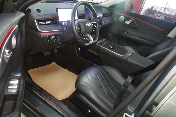 Used Chery Fengyun A8L 2025 1.5 TGDI 145 km Luxury Version Driver Seat
