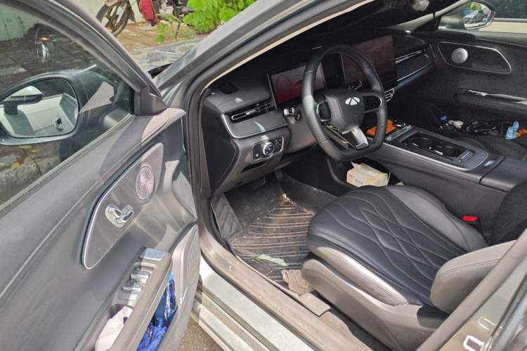 Used Chery Fengyun A8L 2025 1.5 TGDI 145 km Standard Version Driver Seat