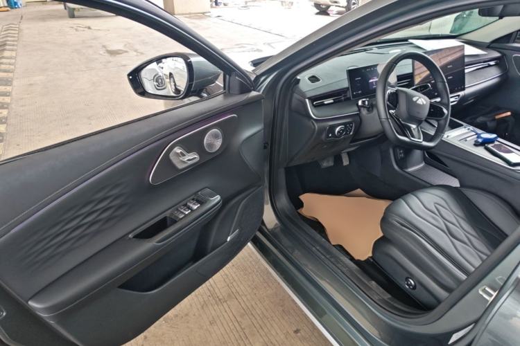 Used Chery Fengyun A8L 2025 1.5 TGDI 145 km Luxury Version Driver Seat