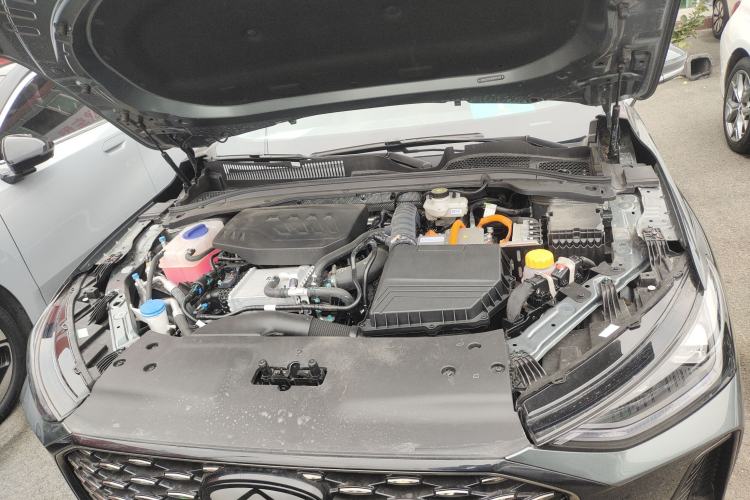 Used Chery Fengyun A8L 2025 1.5 TGDI 145 km Luxury Version Engine Bay