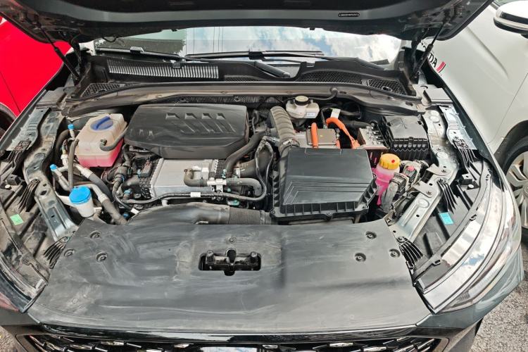 Used Chery Fengyun A8L 2025 1.5 TGDI 145 km Luxury Version Engine Bay