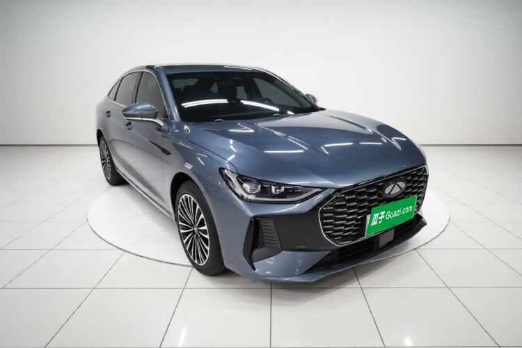 Used Chery Fengyun A8L 2025 1.5 TGDI 145 km Luxury Version Exterior 1