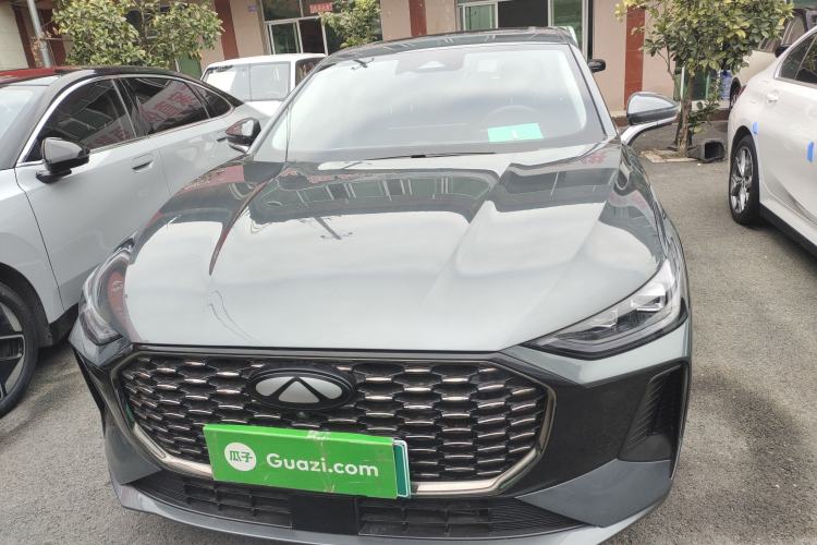 Used Chery Fengyun A8L 2025 1.5 TGDI 145 km Luxury Version Front