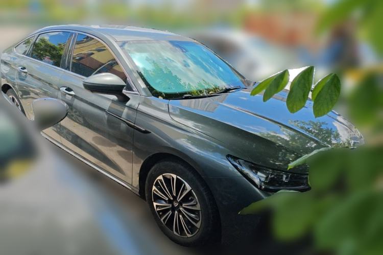 Used Chery Fengyun A8L 2025 1.5 TGDI 145 km Standard Version Front Right 45 Deg