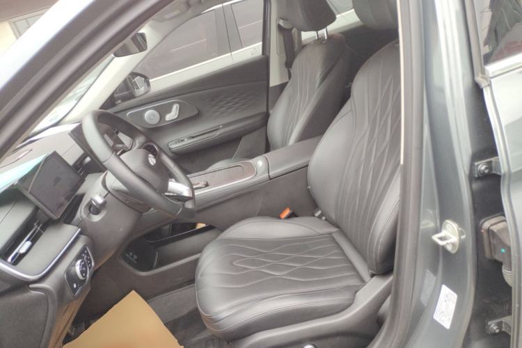 Used Chery Fengyun A8L 2025 1.5 TGDI 145 km Luxury Version Left Front Seat