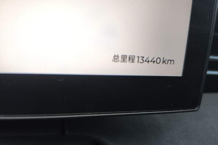 Used Chery Fengyun A8L 2025 1.5 TGDI 145 km Luxury Version Odometer Close Up
