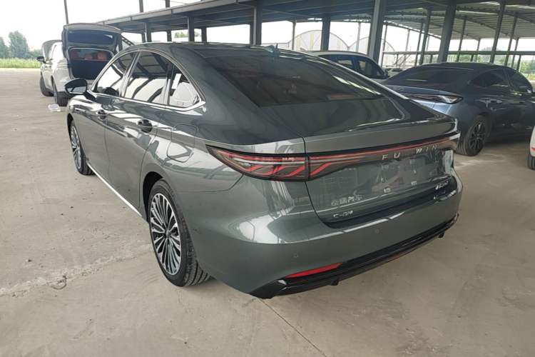 Used Chery Fengyun A8L 2025 1.5 TGDI 145 km Luxury Version Rear Left 45 Deg